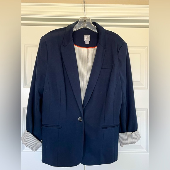 Navy blazer, fully lined with pin stripe fabric. One button closure. - Picture 1 of 3